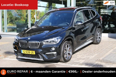 BMW X1 SDrive20i Orange Edition II PANO-DAK DEALER OND. NL-AUTO!