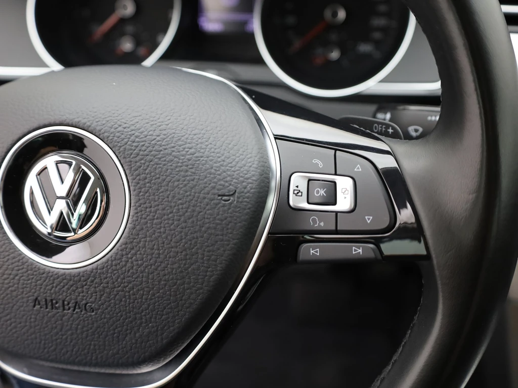 Volkswagen Passat – foto 46