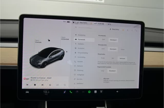Tesla Model 3 – thumbnail 17