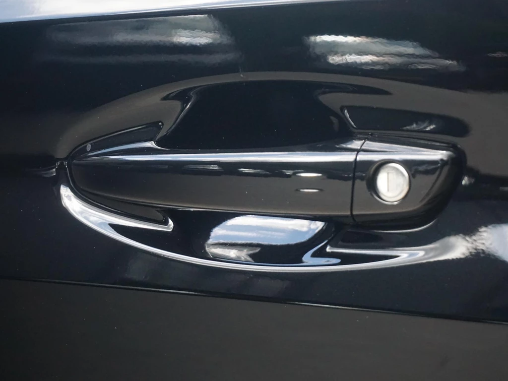 Peugeot 208 – foto 8