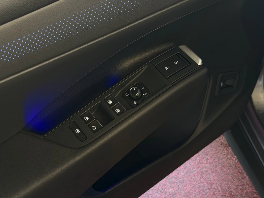 Volkswagen T-Roc – foto 32