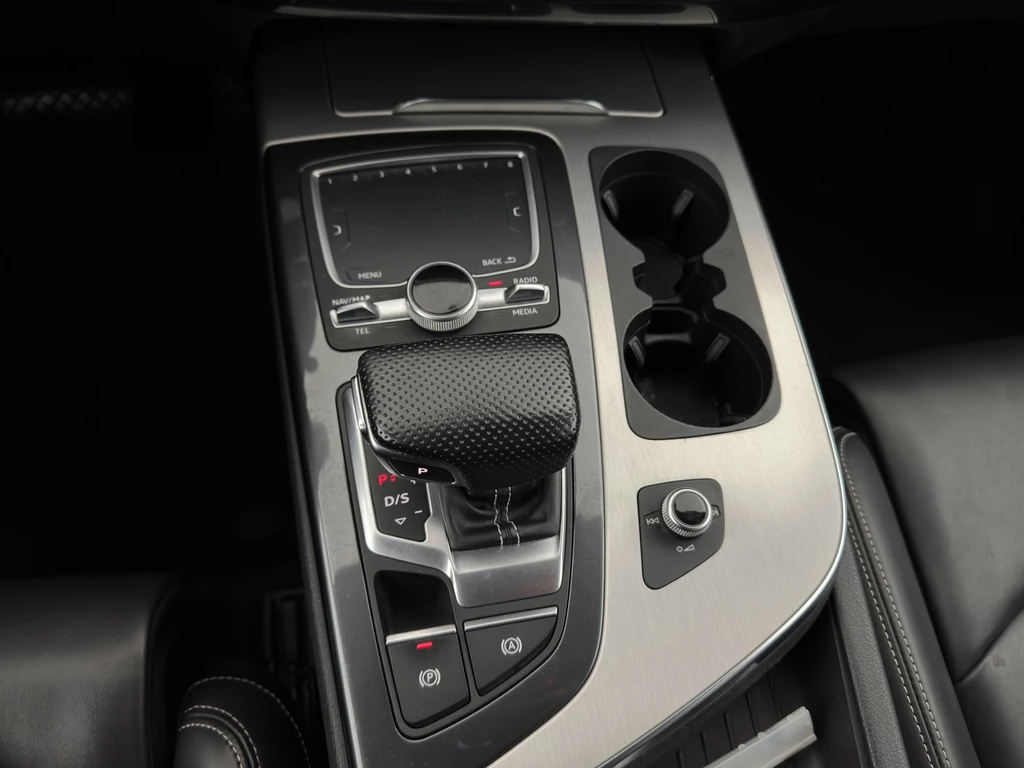 Audi Q7 – foto 18