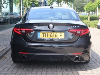 Alfa Romeo Giulia – thumbnail 7
