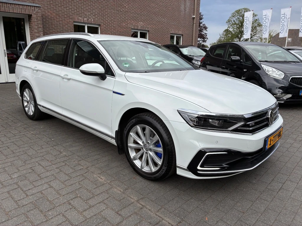 Volkswagen Passat – foto 8