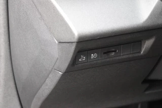 Peugeot 408 – thumbnail 38