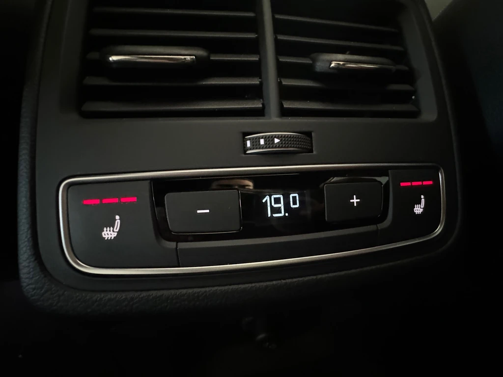 Audi RS4 – foto 33