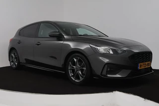 Ford Focus – thumbnail 7