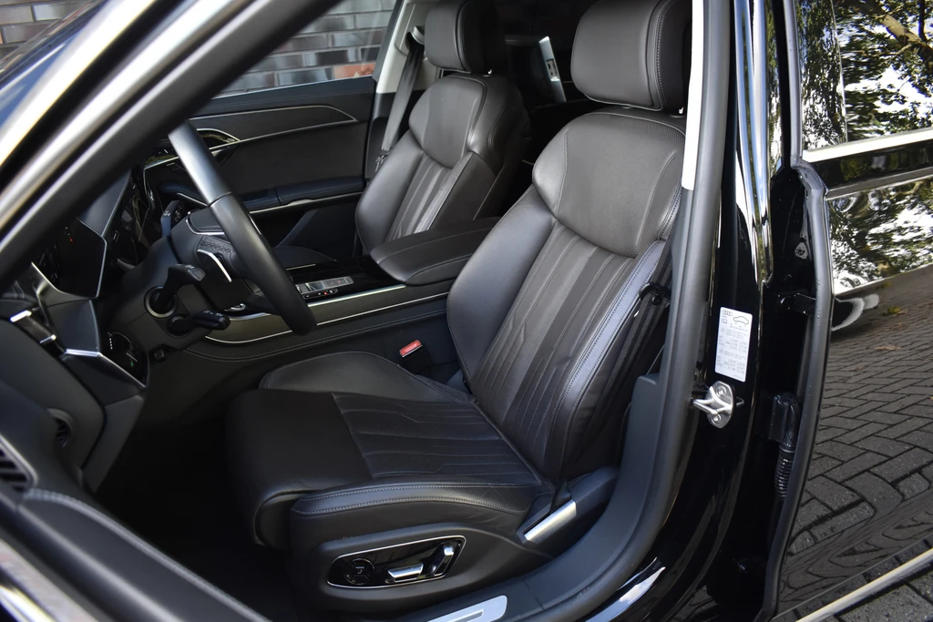 Audi A8 – foto 11