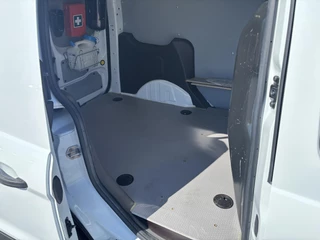 Ford Transit Connect – thumbnail 16