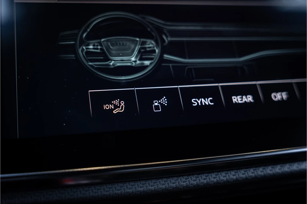 Audi RSQ8 – foto 22