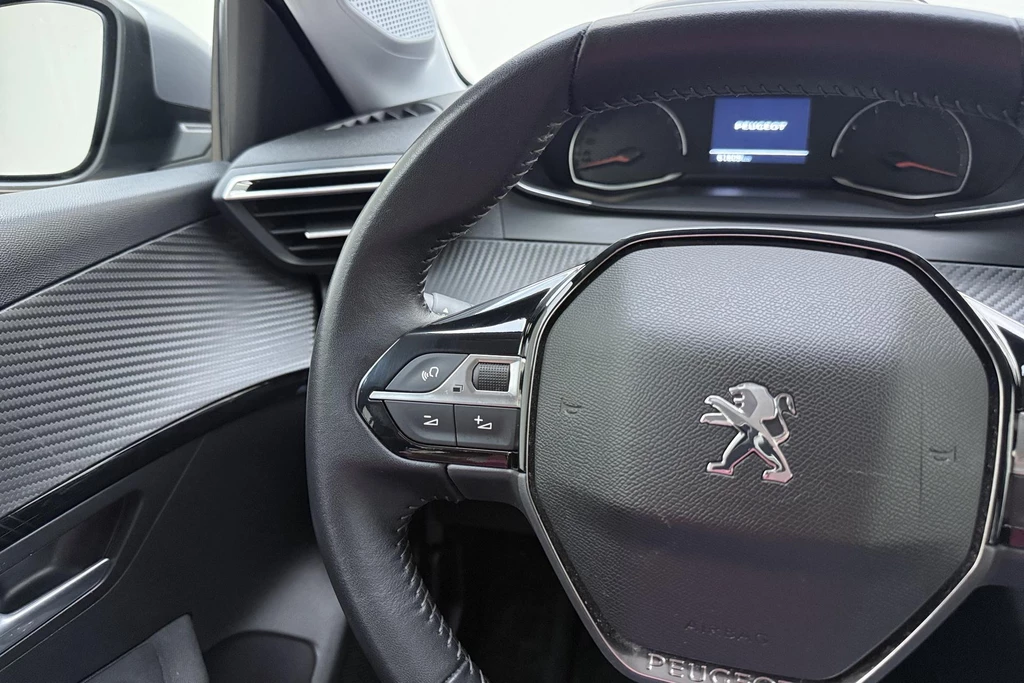Peugeot 208 – foto 16