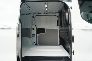 Ford E-Transit Custom – thumbnail 13