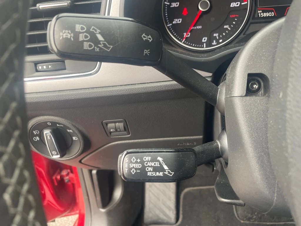 SEAT Leon – foto 10