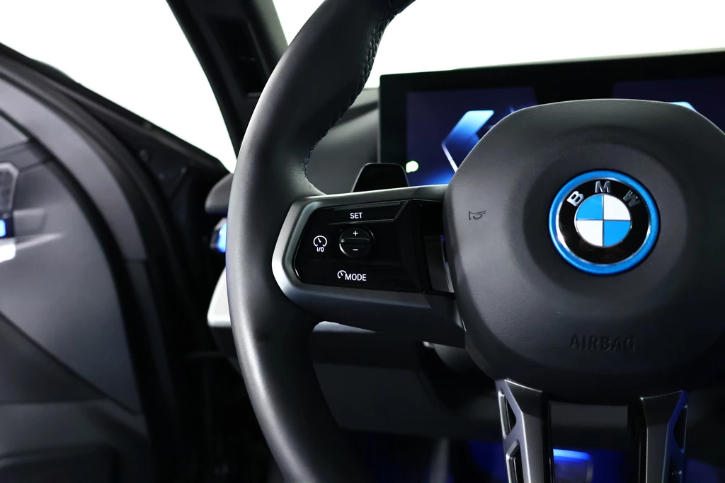 BMW i5 – foto 23