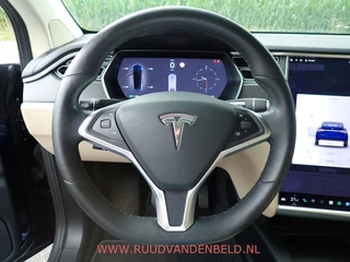 Tesla Model X – thumbnail 11