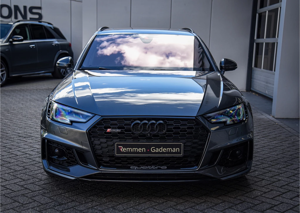 Audi RS4 – foto 11