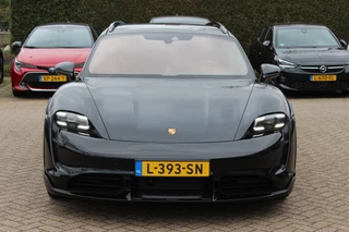 Porsche Taycan – thumbnail 9