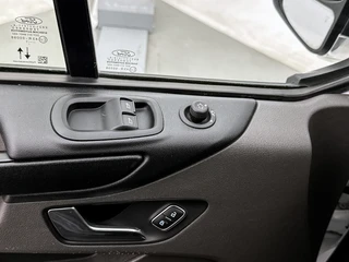 Ford Transit Custom – thumbnail 36
