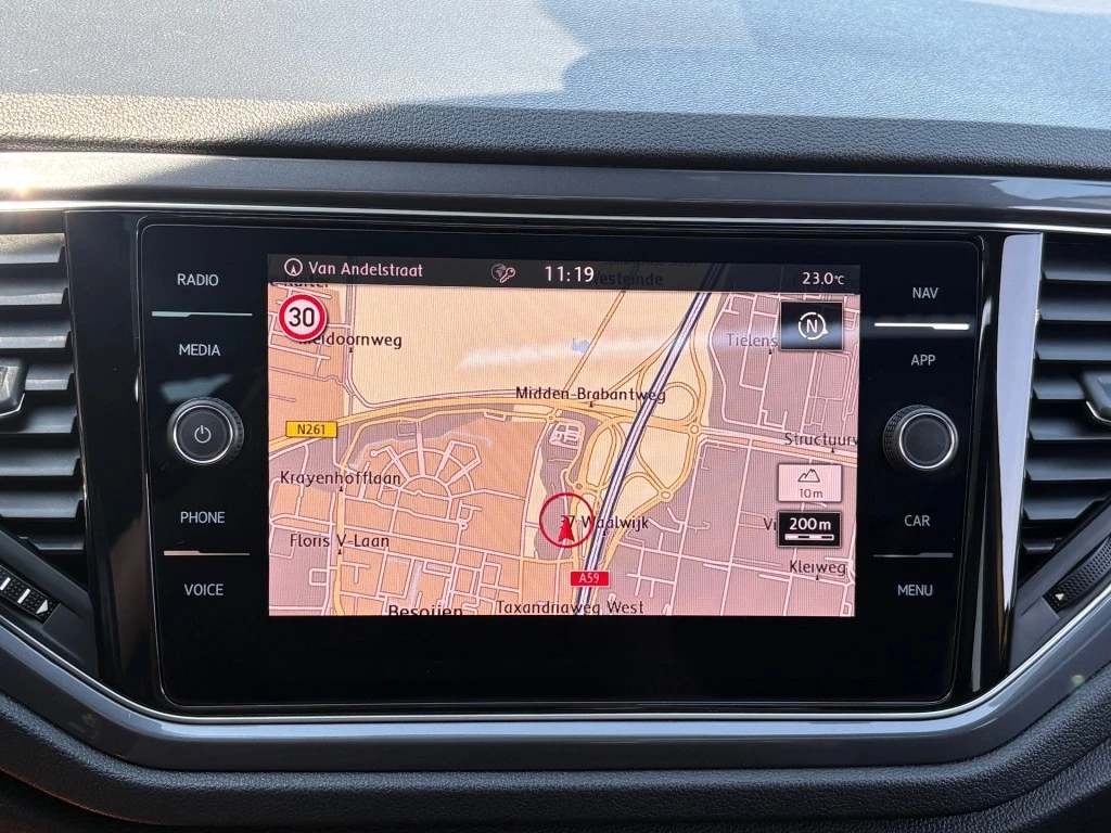 Volkswagen T-Roc – foto 9