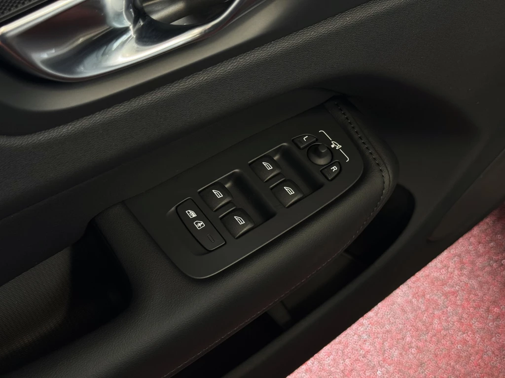 Volvo XC60 – foto 30