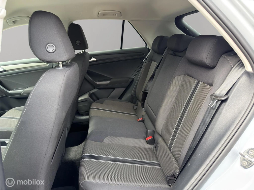 Volkswagen T-Roc – foto 15