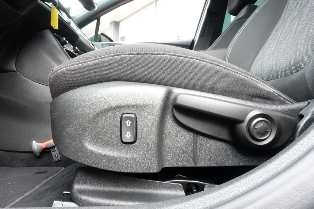Opel Astra – foto 15