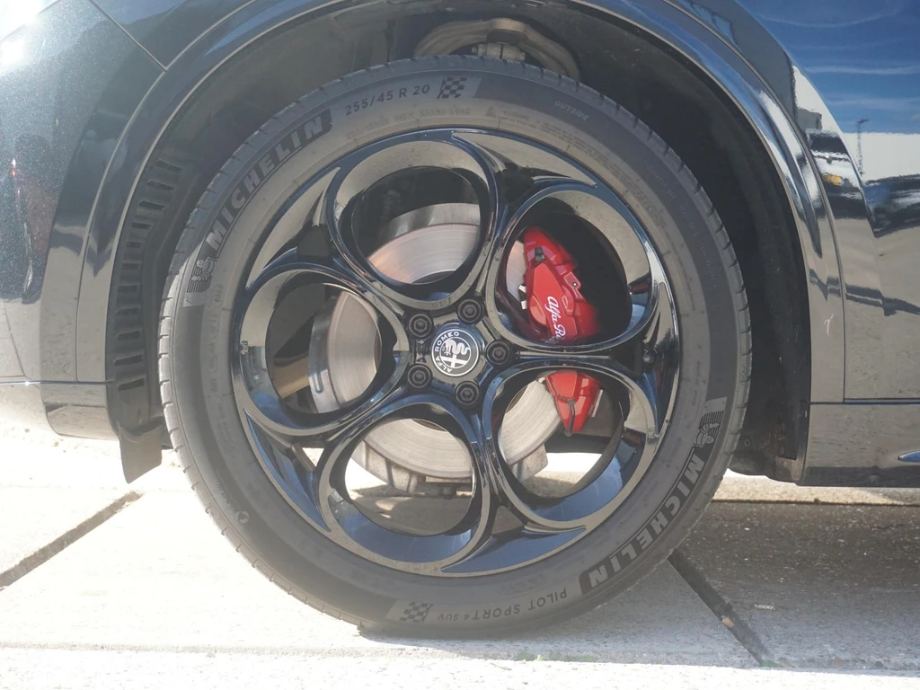 Alfa Romeo Stelvio – foto 8