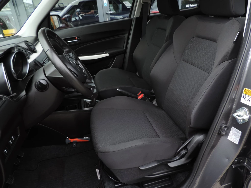Suzuki Swift – foto 12