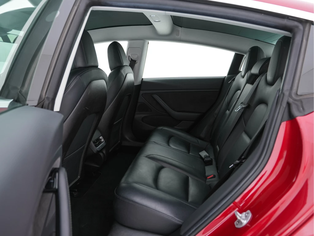 Tesla Model 3 – foto 10