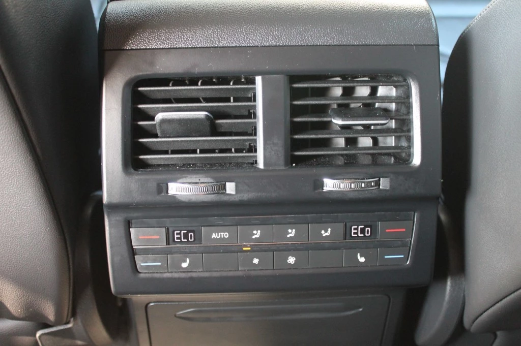 Volkswagen Touareg – foto 25