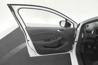 Renault Clio – thumbnail 65