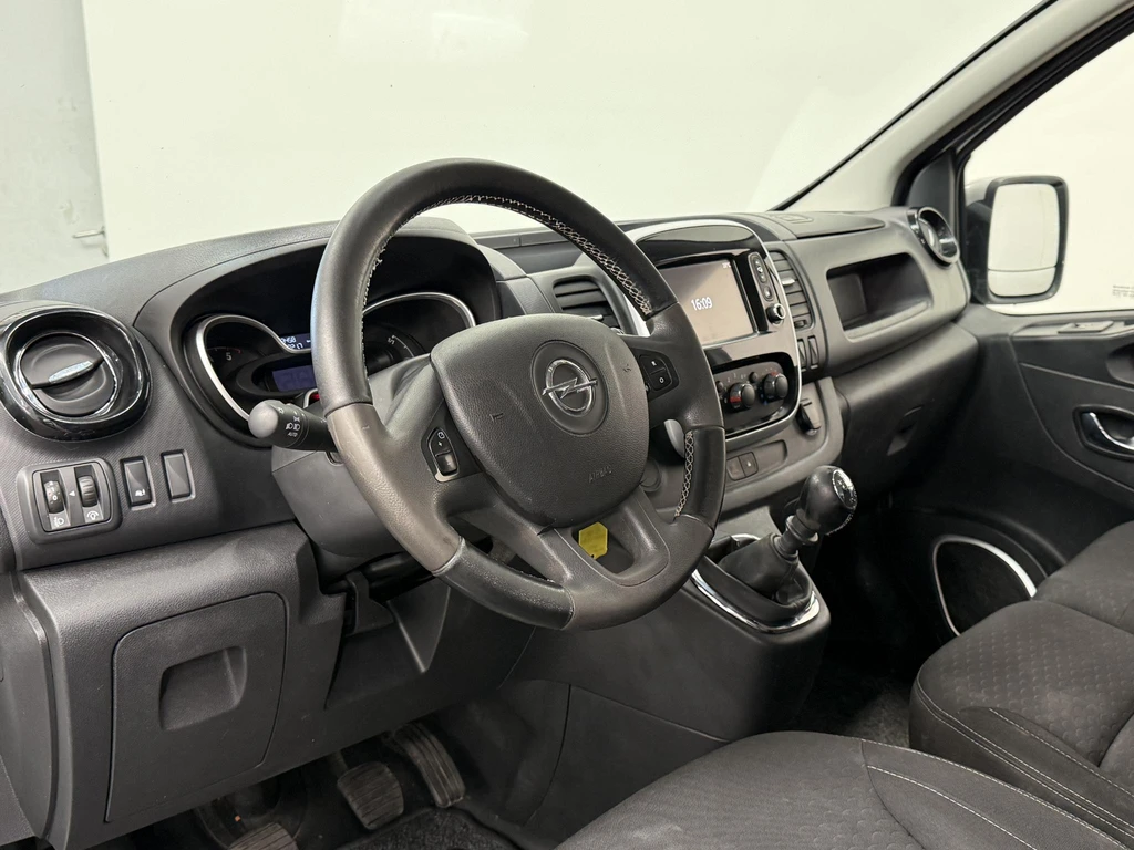 Opel Vivaro – foto 12