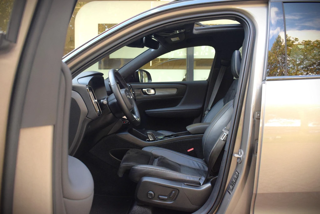 Volvo XC40 – foto 17