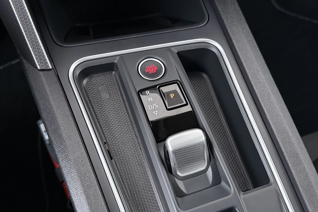 SEAT Leon – foto 32