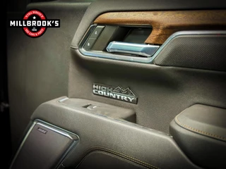Chevrolet Silverado – thumbnail 24