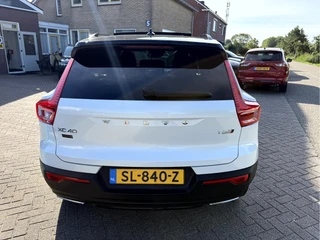 Volvo XC40 – thumbnail 3
