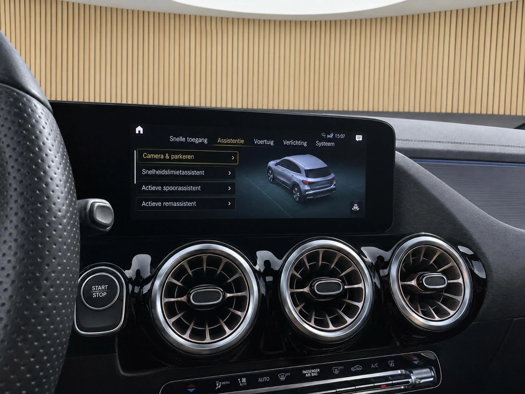 Mercedes-Benz EQA – foto 25
