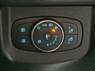 Ford Tourneo Courier – thumbnail 36