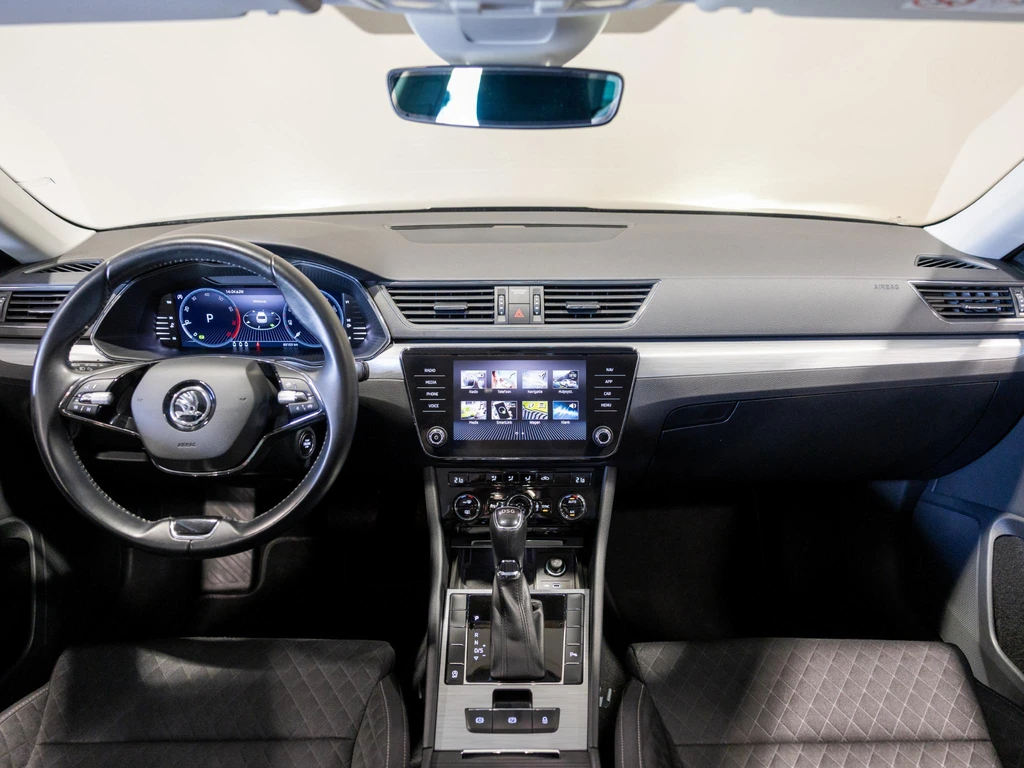 Škoda Superb – foto 36