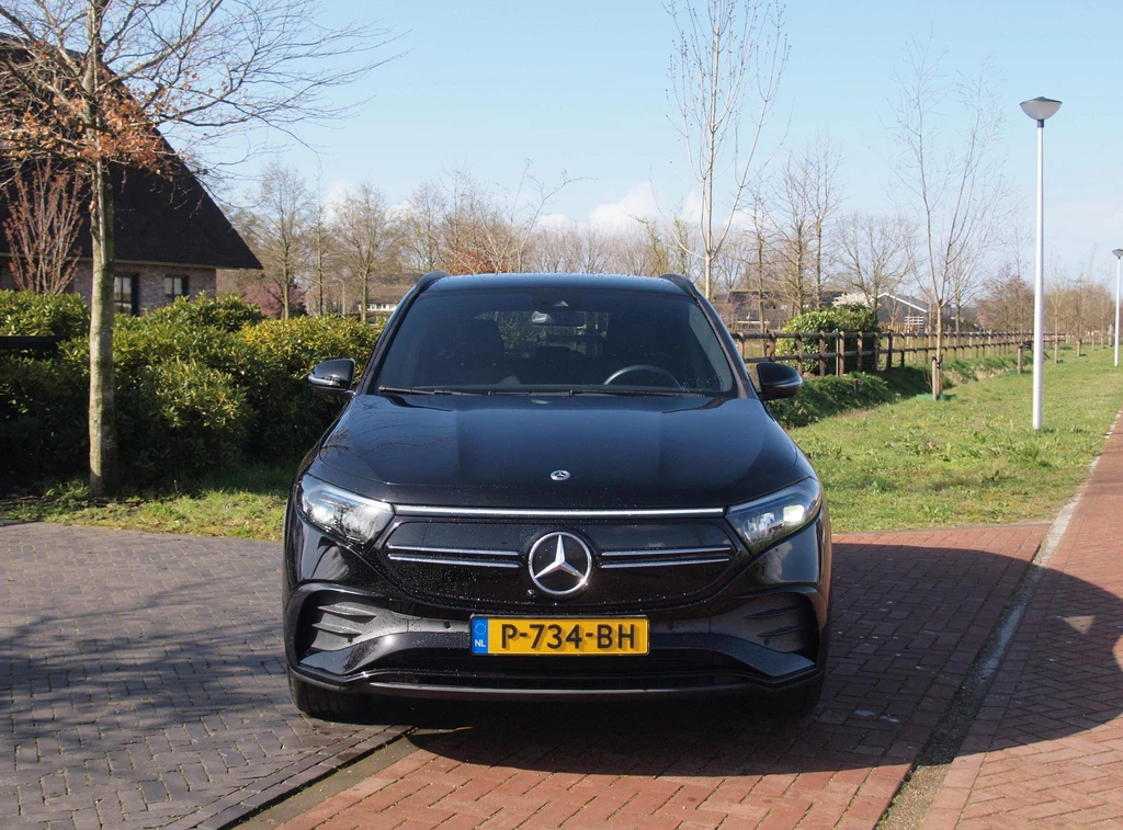 Mercedes-Benz EQA – foto 11