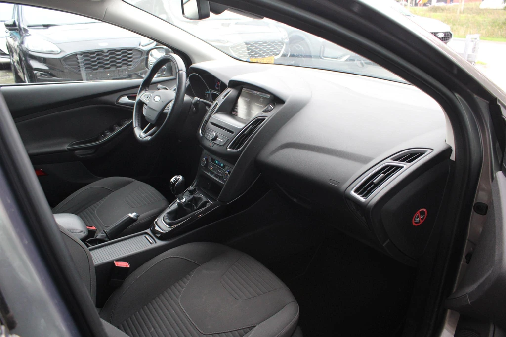 Ford Focus – foto 11