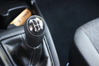 Suzuki Swift – thumbnail 33