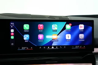 BMW i5 – thumbnail 18