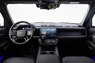 Land Rover Defender – thumbnail 11