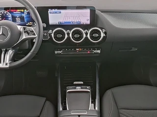 Mercedes-Benz GLA – thumbnail 3