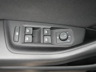 Volkswagen Passat – thumbnail 36