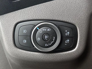 Ford Transit Connect – thumbnail 26