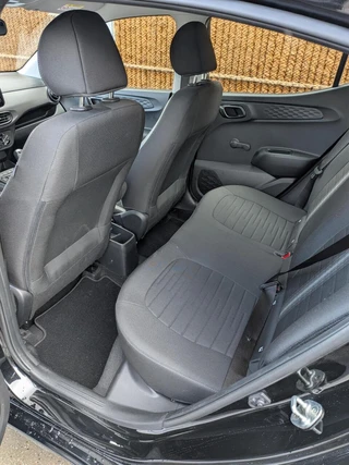 Hyundai i10 – thumbnail 10