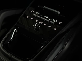 Porsche Cayenne – thumbnail 50