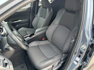 Toyota C-HR – thumbnail 11